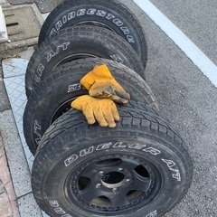 ジムニー  ホイール付きタイヤ　ja22 ja11