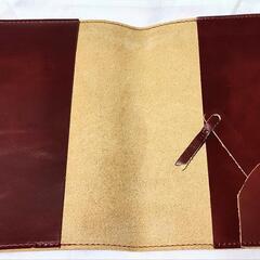  ✨お値下げVIVACE牛革 ✨新品未使用ブックカバー 手帳カバーブラン
✨
の画像