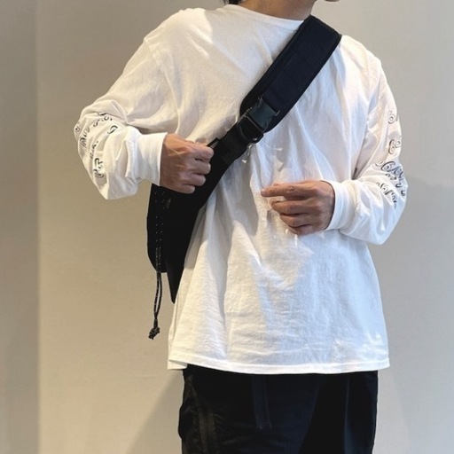 “Faceless” Messenger Bag ショルダーバッグ