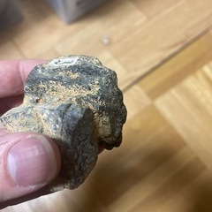 何かの石の画像