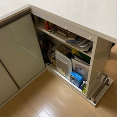 【取引決定】【11/23AM限定】【あげます】カウンターテーブルの画像