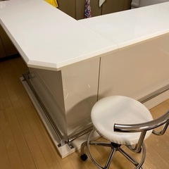 【取引決定】【11/23AM限定】【あげます】カウンターテーブルの画像