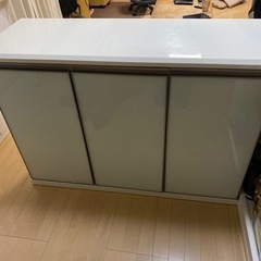 【取引決定】【11/23AM限定】【あげます】カウンターテーブルの画像