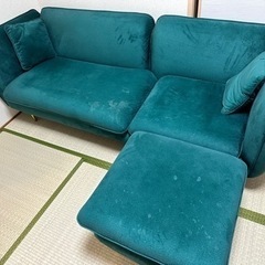 3人掛けソファ（オットマン付）　使用期間1年の画像