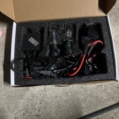 HID 35w H4 H/L 8000kの画像