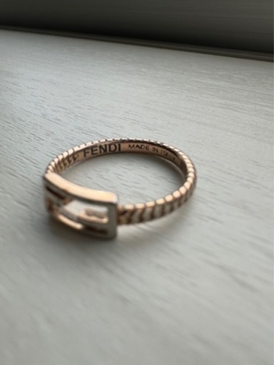 指輪 FENDI