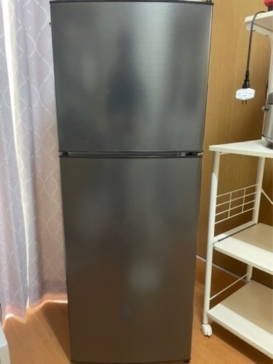 maxzen 2ドア冷凍冷蔵庫 JR138ML01GM 2019年製　取引確定しました