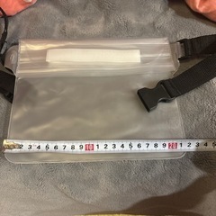 値下げ  新品  防水 スマホ ファニーバッグ   の画像