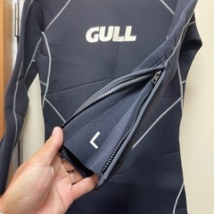 最終値下げ！！GULLウェットスーツLサイズの画像