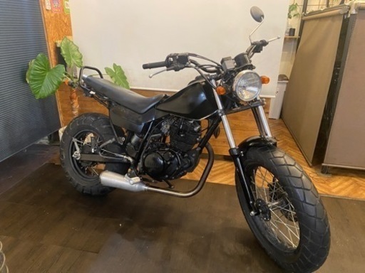 ヤマハ　TW225E（DG09J）ブラック　実動