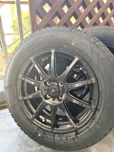 ★商談中★195/65/R16✴︎グッドイヤースタッドレスタイヤ➕ロクサーニスポーツアルミホイル4本セット