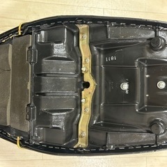 値引きします。ゼファー400x ゼファーカイ　3段シート　大川の画像