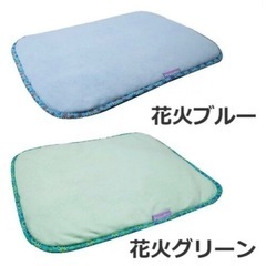 【新品】ドギーマン　さらふわメッシュS 花火　ブルーとグリーン　リバーシブルマット　手洗い可　⚠️在庫ラストの画像