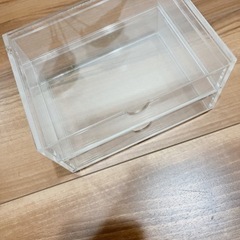 無印良品　アクリルケース