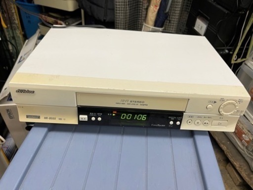 ビクター VHS Hi-Fiステレオ ビデオデッキ  HR-B555