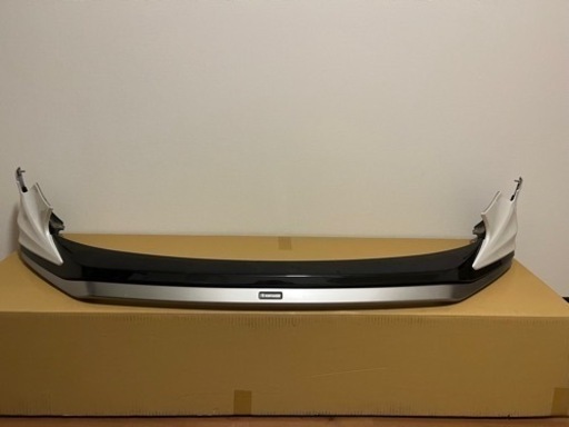 ヤリスクロス　モデリスタフロントエアロパーツ