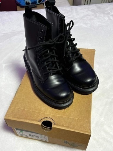 ドクターマーチン 1460 MONO