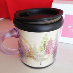 Hallmark DESIGN カップの画像