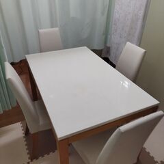 ミキモク　ダイニングテーブル＆椅子４脚