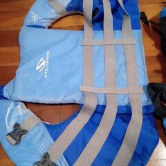 子供用ライフジャケットの画像