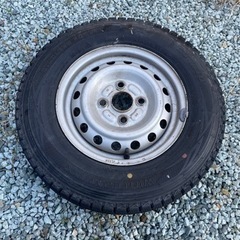 スタッドレスタイヤ　145R12  軽バン