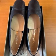 LANCEL パンプス