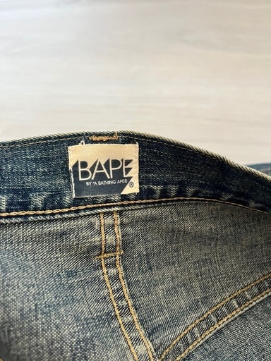 BY A BATHING APE®️ジーンズ?