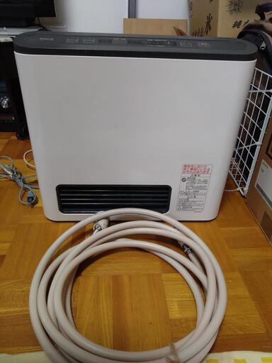 ガスファンヒーター　¥5000で譲ります
