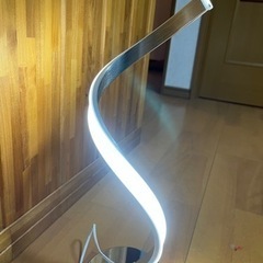 Ａlbrillo スタンドLEDライトの画像