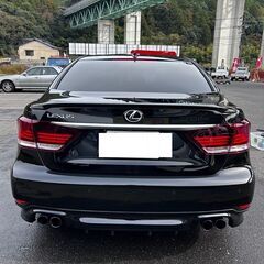 平成27年式　レクサス　LS（黒）の画像