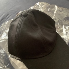 新品　UNIQLO キャップ　の画像