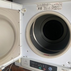 衣類乾燥機　お話中の画像