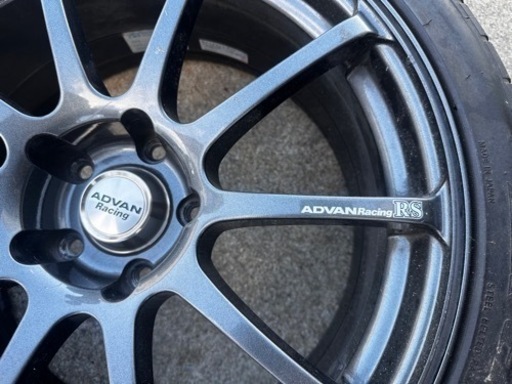 アドバンレーシングRS 18インチ 8.5j オフセット31 PCD114.3