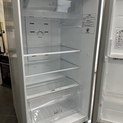 ?綺麗なHISENSE冷蔵庫　2019年　?保証付き