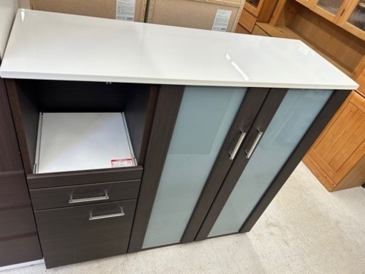 シンプル大きめキッチンボード