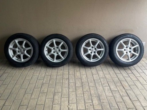 トヨタ エスティマ純正アルミホイール付スタッドレスタイヤ 215/60R17