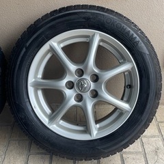 トヨタ エスティマ純正アルミホイール付スタッドレスタイヤ 215/60R17