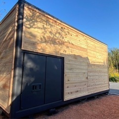 コンテナコテージ　バイクガレージ　趣味部屋　隠れ家　ログハウス　サウナ小屋の画像