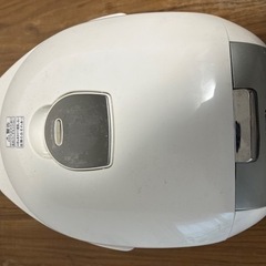 炊飯器(TOSHIBA)の画像