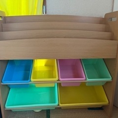 玩具収納棚