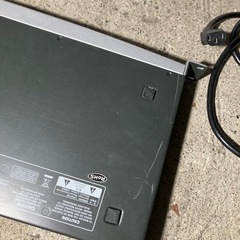 ベリンガー パワーアンプ 4チャンネル EPQ304の画像