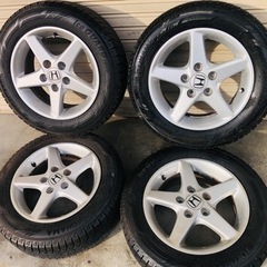 送料込み・良品バリ山スタッドレス 185/65R15 アクア・デミオ