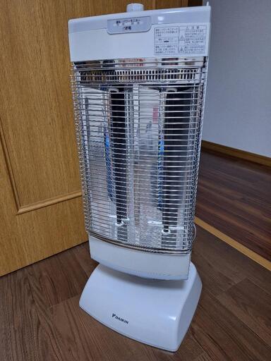 美品！あったかーいセラムヒーター