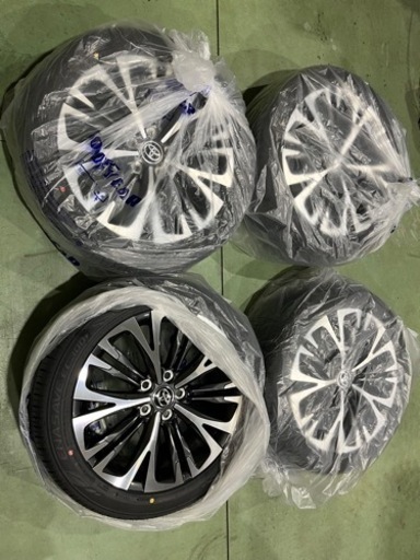 トヨタ　ヤリスクロス　純正ホイール　