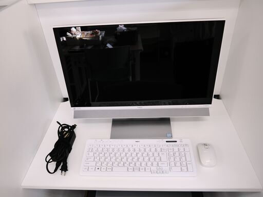 【お渡し済み】NEC windows10 23.8型一体型PC(白) 第6世代Corei7 + 地デジ + ブルーレイ + SSD256GB + メモリ8GB【メンテナンス済み】（6601527）