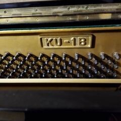 kawai ピアノ　湿気取り機付きの画像