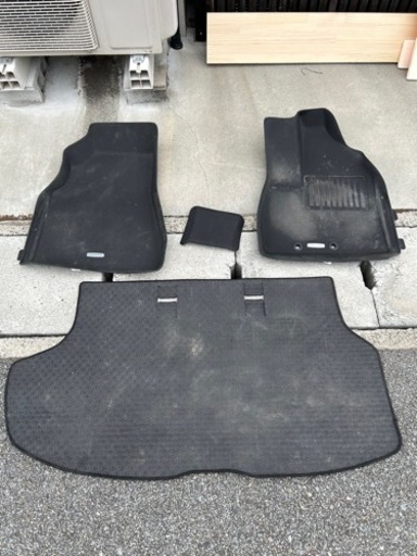 TOYOTA エスクァイヤ・ボクシー・ノア　ラゲッジマット