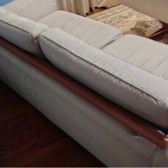 【受け渡しが決まりました】大塚家具二人掛けソファー、ベージュの画像