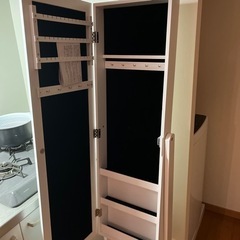 全身鏡 スタンドミラー 収納付きの画像