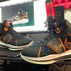 Lebron 8 x Space Jamの画像